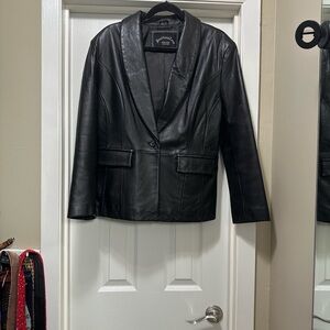 Elegant Black Leather Jacket